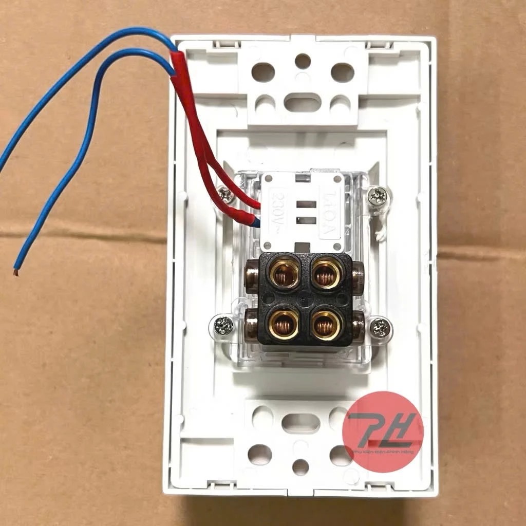 vn-11134207-7ras8-mcaffanlj8052c